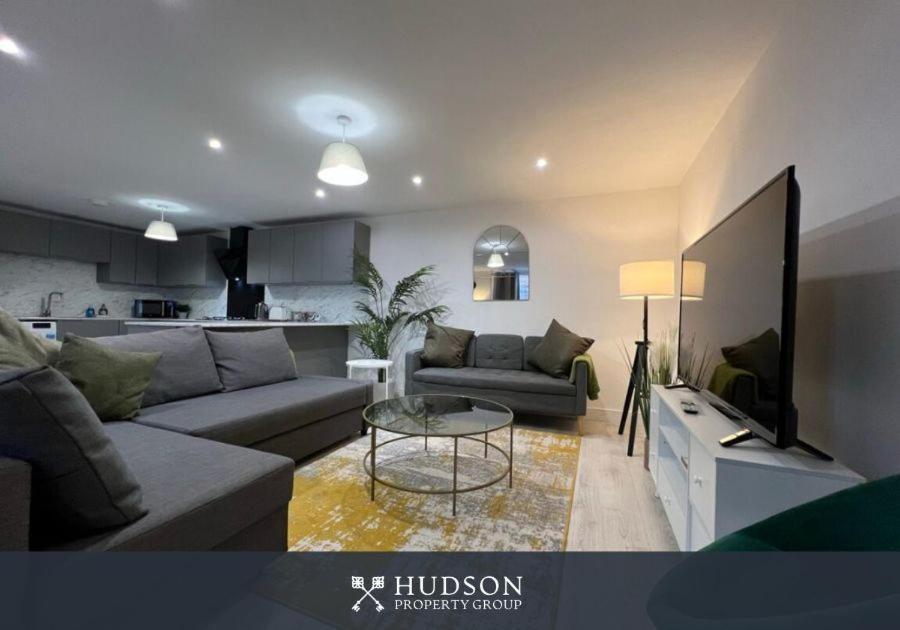 Open Plan Townhouse In Shrewsbury Villa Buitenkant foto